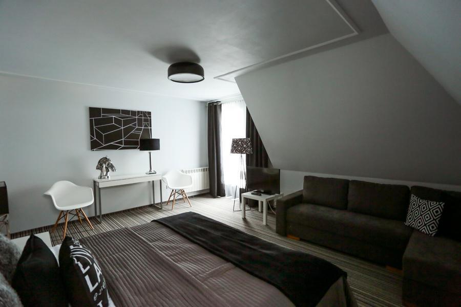 Prestige Bed & Breakfast Wierzchowisko ภายนอก รูปภาพ